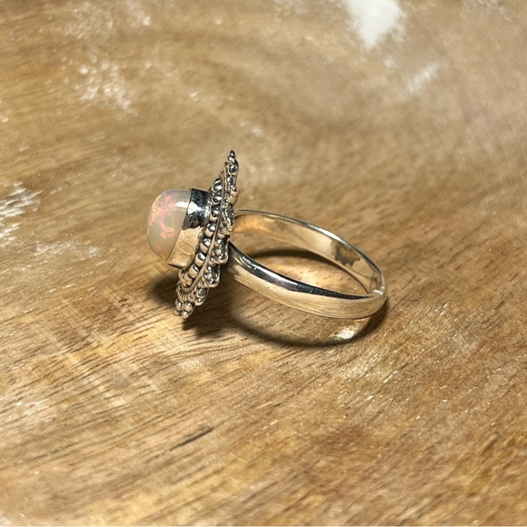 Natural Ethiopian Opal 925 Sterling Silver Ring - Picture 9 of 15